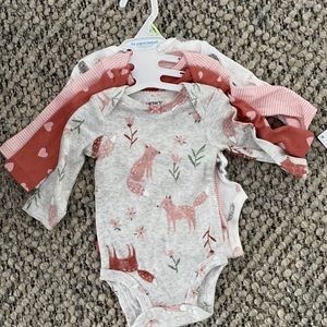 3 month long sleeve onesies (4 pack) NWT